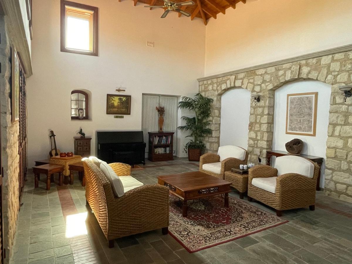 Beautiful Home Paphos Kültér fotó