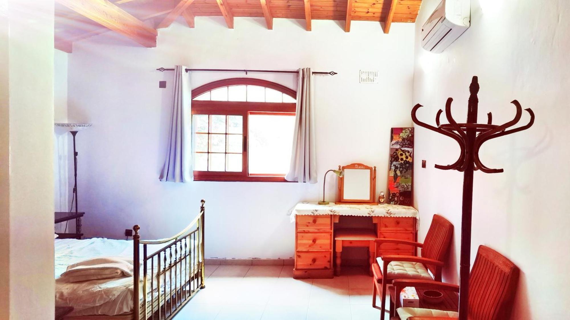 Beautiful Home Paphos Szoba fotó